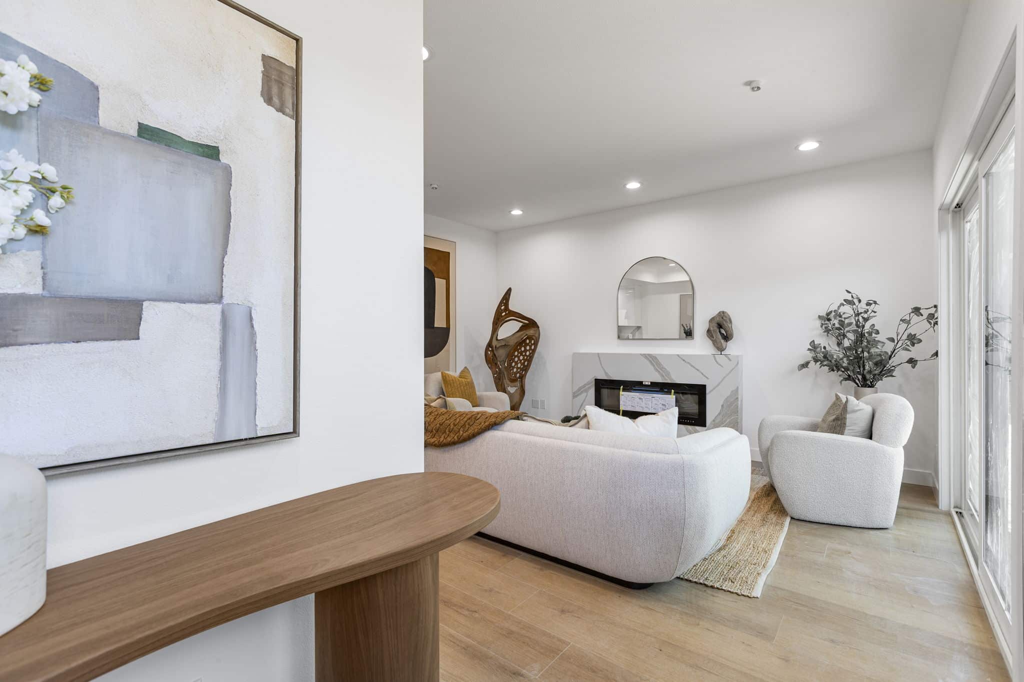 1010 W 23rd-002