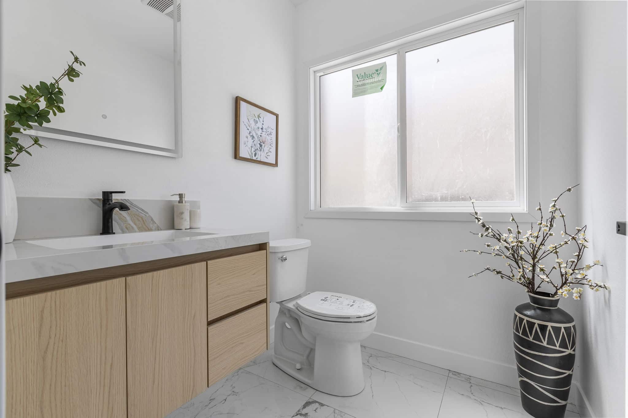 1010 W 23rd-014