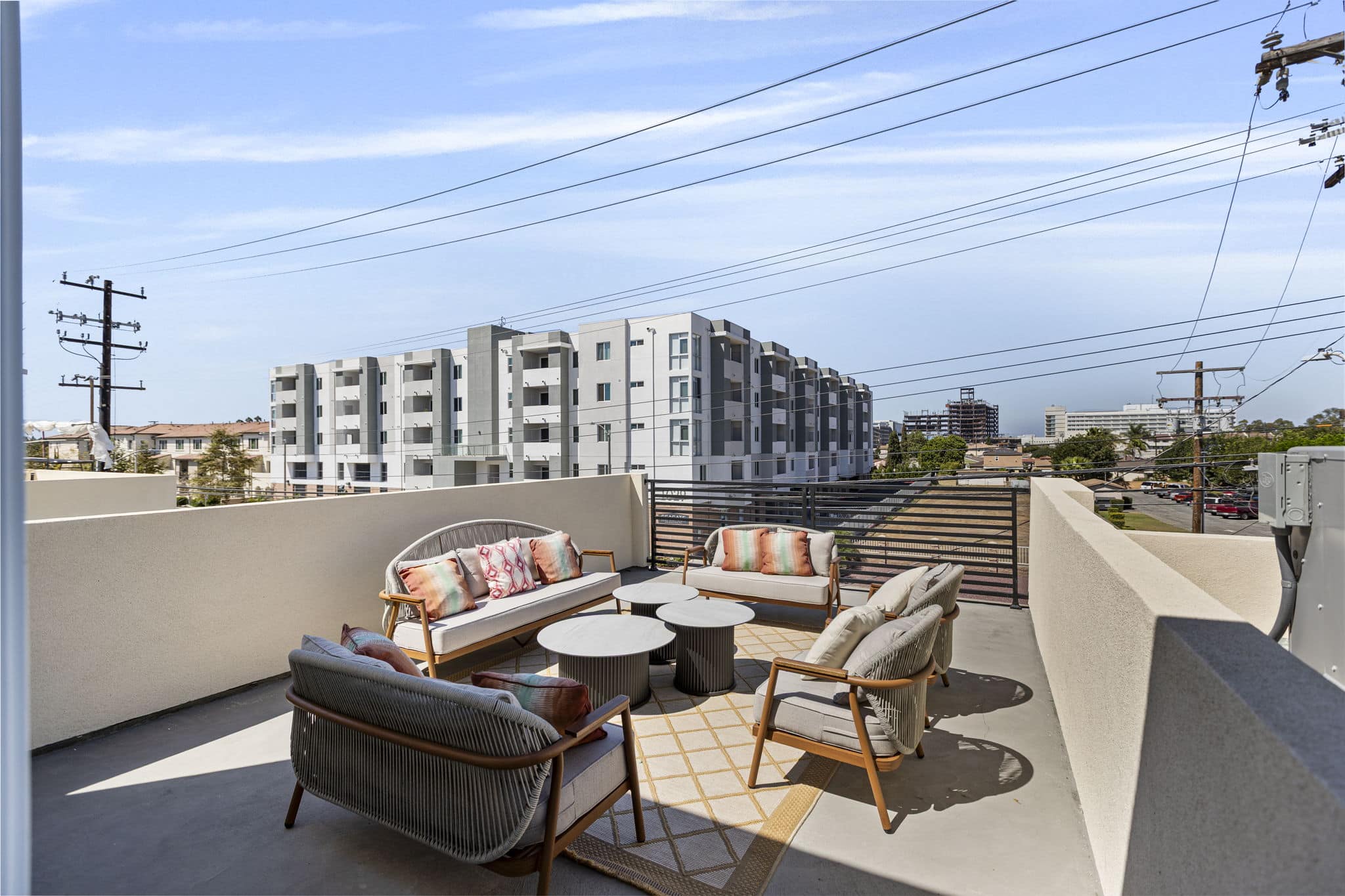 1010 W 23rd-035